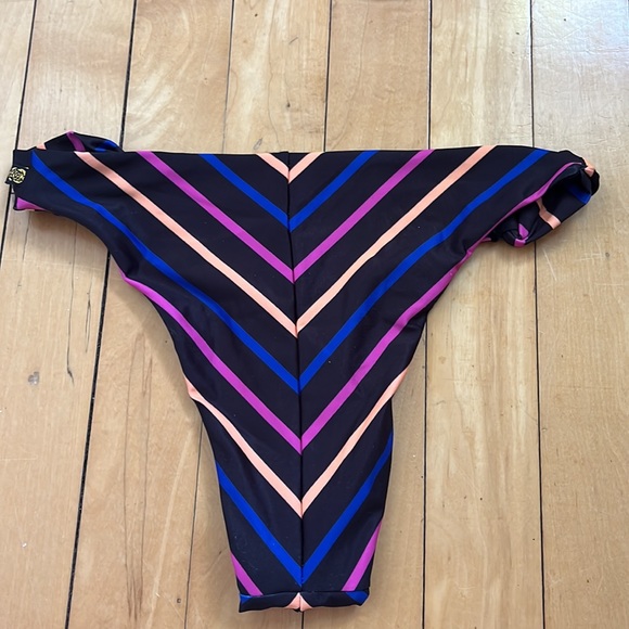 NWOT La Vie En Rose Bikini - Picture 11 of 12